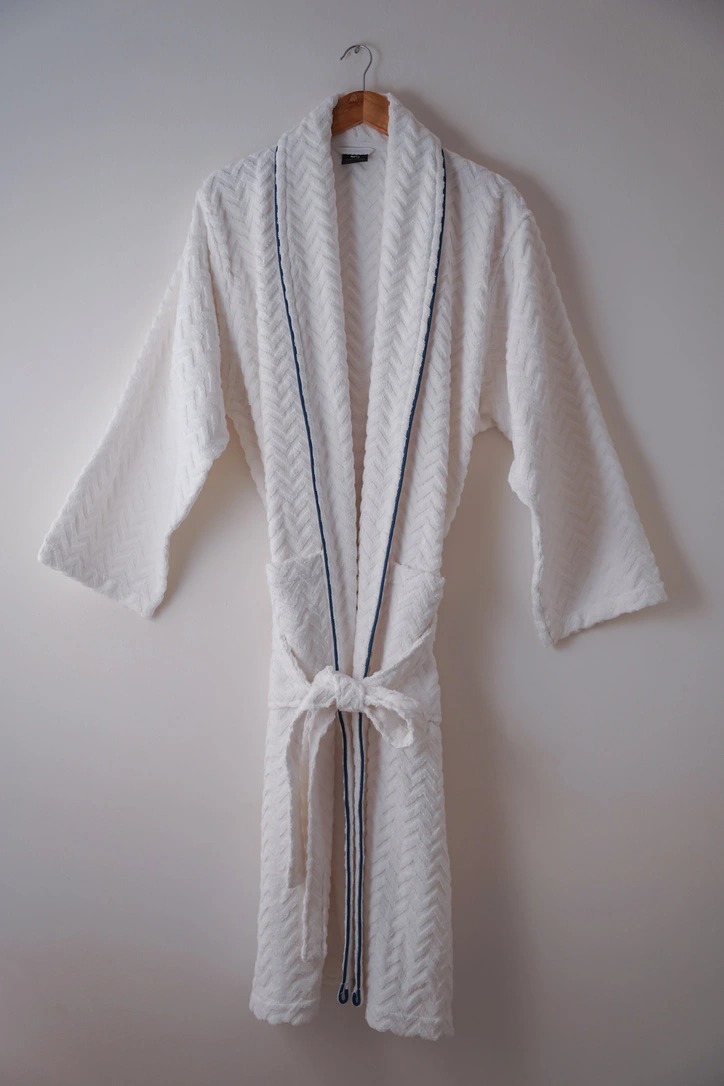 C20D0442-BD99-477C-BE9A-F77D4C346F87_1_105_c